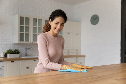 Apartment deep cleaning services in Centennial